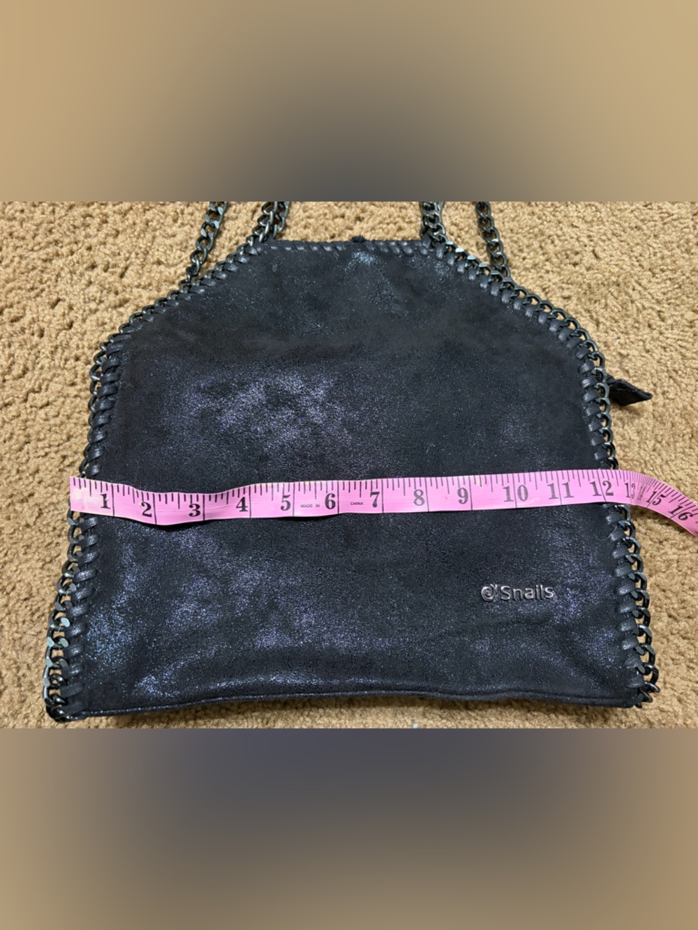 Snails 🐌 Metallic Black Snails Tote Bag with Lead-Tone Chain Detail - Picture 12 of 14